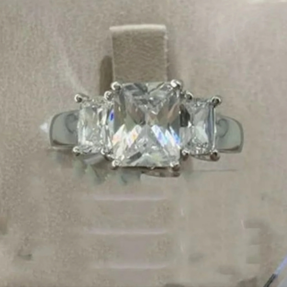 Silver Cubic Zirconia w/ 3 Large Carats Ring